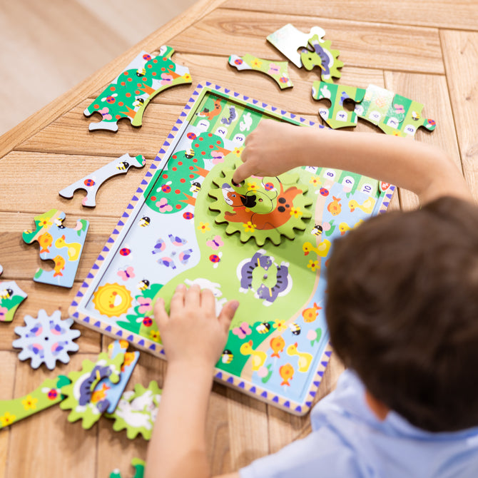 Animal Chase I-spy Wooden Gear Puzzle