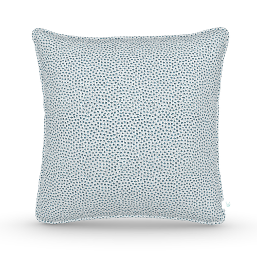 Decorative Throw Pillow in Freckles: Skyline
