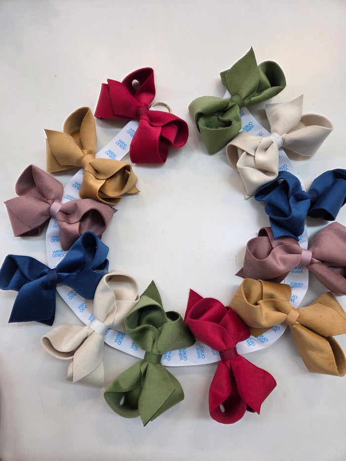 Medium Luxe Velvet Bow