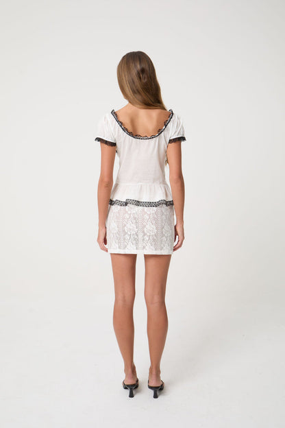 MILA TOP - Love McNicoll