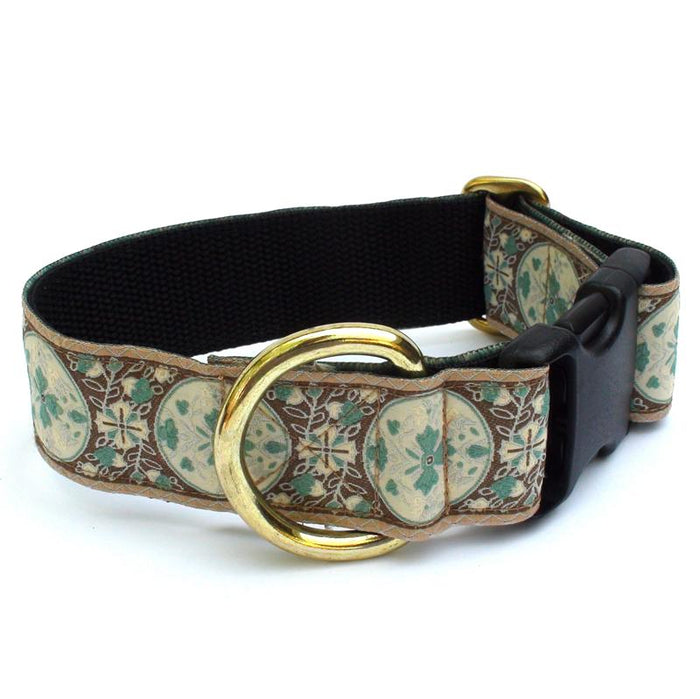 Mint Leaf Damask Collar