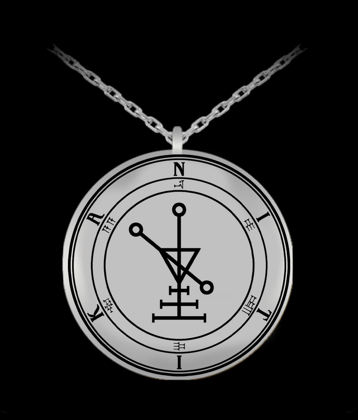Nitika evocation pendant