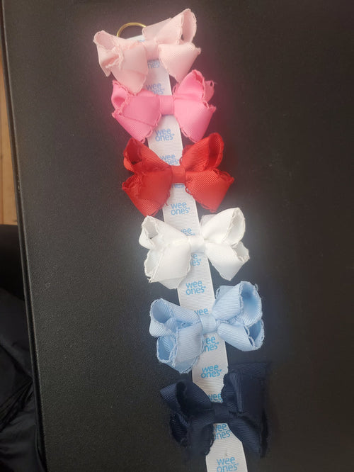 Small Moonstitch Bow